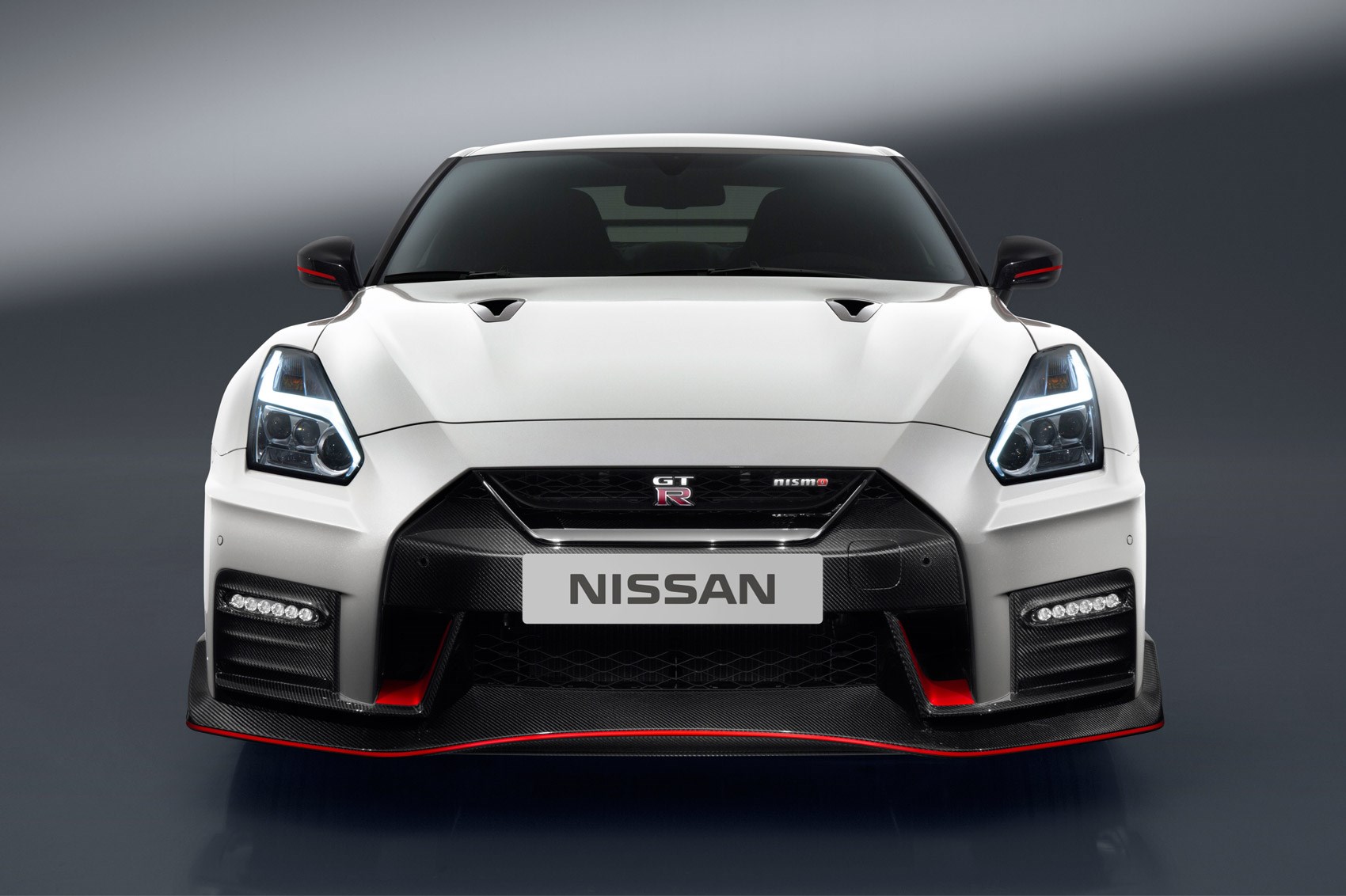 New Nissan Gt R Nismo Unveiled